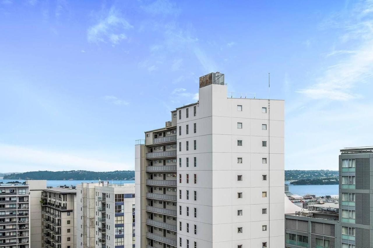 Sky Tower On Your Doorstep! Modern Two Bedroom Auckland Kültér fotó
